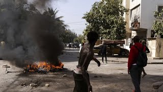 Senegal Tension mounts in Dakar as clashes erupt amid political unrest [upl. by Barcot]