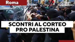 Scontri a Roma al corteo proPalestina volano oggetti e gli agenti usano i manganelli [upl. by Yengac]