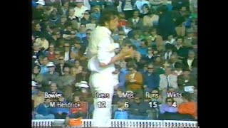 MIKE HENDRICK 415 ENGLAND v PAKISTAN PRUDENTIAL WORLD CUP ODI 12 HEADINGLEY JUNE 16 1979 [upl. by Blockus]