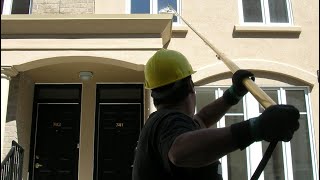 A safer way to clean windows of Townhouses [upl. by Bekah988]