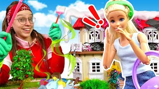 Kuka haluaa ostaa Barbie Dreamhouse unelmatalon Barbienukke amp siivouslelut Lasten videoita [upl. by Anha]