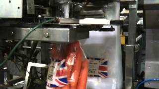 Wicket bag labelling with servo applicator [upl. by Naillil]