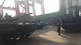 detik detik Tank baja TNI mogok saat latihan parade HUT TNI ke 72 [upl. by Strohl]