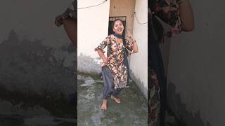 Gari saphariya me love song dance bhojpuri trending shorts [upl. by Ecnedac]