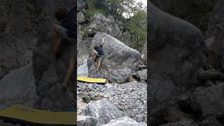 Arte Bizantina V2 Passo Pramollo Bouldering in Friuli Venezia Giulia [upl. by Cerell]