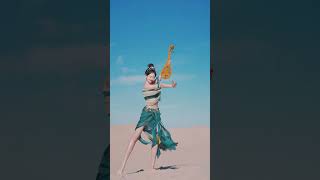 中國古典音樂 chineseculture 中國舞 古琴 國風古韻 dance in desert [upl. by Kenleigh]