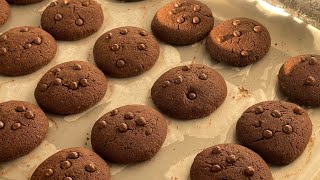 Super Easy Chocolate Chip Cookies recipe 🤤🍪 [upl. by Ylrebma]