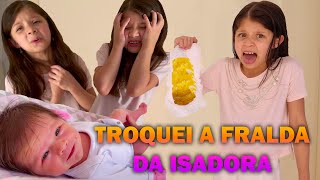 ★ MASUDINHA TROCOU A FRALDA DA ISADORA  MUITO COCO ★ [upl. by Radu]