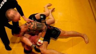 MMA Berlin Turnier 22 Daniel Bohn vs Norman Hirsch 22 [upl. by Suoirtemed949]