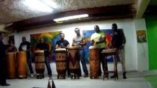 Maître Nono et les Percussions Elima dans quot cha cha chaquot répetition au studio La Métisse [upl. by Anyala65]