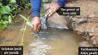 Aneh tapi nyata Mancing Sidat Belut Lubang besar di tembok pondasi selokan kecil [upl. by Pfeifer]