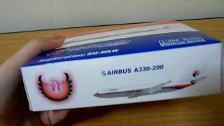 Unboxing Phoenix Malaysia Airlines A330200 [upl. by Inah556]