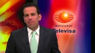 Noticiero chusco de Joaquin Lopez Doriga y Carlos Loret De Mola 2012mp4 [upl. by Onifled]