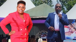 WEH😱SEE WHAT MUIGAI WA NJOROGE TOLD HIS WIFE NJERI AT MUHIKOS BURIAL [upl. by Trelu825]