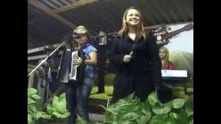 CANTORA DAIANE amp TATIANE E JOSIANE NO TECLADO [upl. by Hekking]