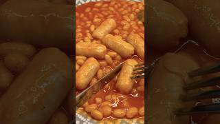 WHAT ARE THE SAUSAGES LIKE Heinz Baked Beans amp Richmond Sausages [upl. by Anitap]