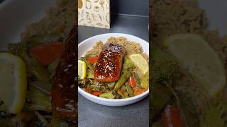 Honey glazed salmon salmonrecipes viralshort recipeshorts cookingathome viralvideo [upl. by Ken]