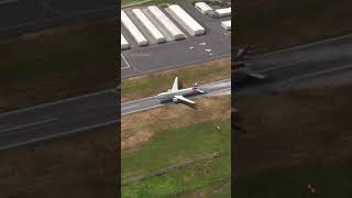 Dangerous Landing American Air Boeing 777 at California Airport shorts [upl. by Yelwah]