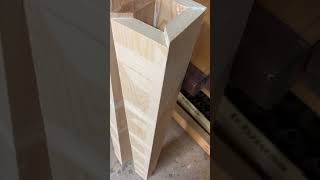 Pilastra para escalera Newel Post Staircase diywoodworking woodworking staircase carpintero [upl. by Liagiba]