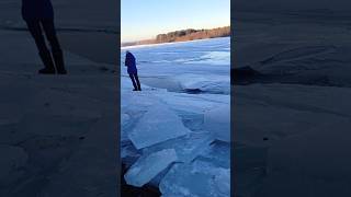 The beauty of ice hummocks Красота ледяных торосов [upl. by January]