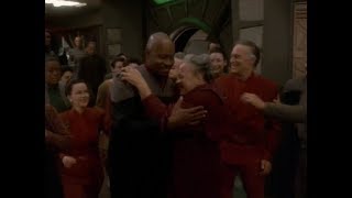 The Bajoran Praise The Emissary For Reopening The Wormhole [upl. by Maxa380]