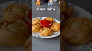 Trending recipe of Crunchy Flower Samosa shorts samosa potato recipe crunchy [upl. by Yelhs]