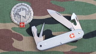 Victorinox Swiss Army Alox Soldier Knife Mod 61 Dated 1986 [upl. by Avram]