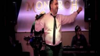 Vali G  Doua vorbe live la Club Monarc 2014 [upl. by Hilde30]