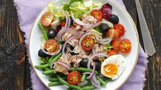 Recette  Salade de thon [upl. by Enialb582]