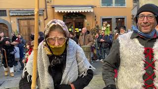 LA BEFANA ARRIVES IN BARGA TUSCANY [upl. by Celisse]