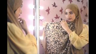 DAK TEROPONG STUDIO  SHAWL TUTORIAL BY RINA SALLEH CLOTHING  MODEL BY FARAH HANIM RAZAK [upl. by Bone]