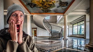 CE MAGNIFIQUE PALAIS ABANDONNÉ CACHE UN INCROYABLE SECRET  Urbex [upl. by Bohlen]