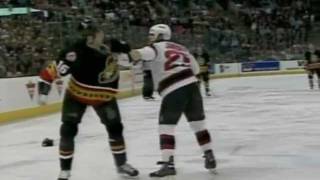 Cam Janssen vs Brian McGrattan Mar 28 2006 [upl. by Odine88]