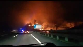 CORTE TOTAL DE LA AUTOVÍA A8  INCENDIO EN MUSKIZ VIZCAYA [upl. by Gordie875]