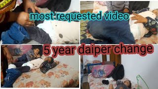 How to change 5 year old baby diper How to change baby diper  Changing of baby diper is very Easy [upl. by Arnie]