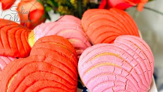 Conchas en forma de Corazon  Panaderia Mexicana y Mas [upl. by Volin129]