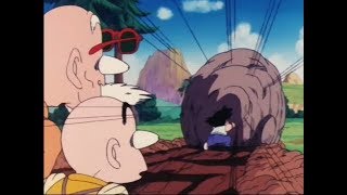 Maestro Roshi Entrena A Goku Y Krilin  Goku Mueve Enorme Piedra [upl. by Ettelorahc]