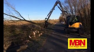 Baumrodung in Bremen  8 MCR  Mecalac  GreenJob  MBN Baumaschinen TV  Excavator [upl. by Sirapal]