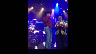 Ramon Ayala y Ramon Ayala jr Tengo Miedo [upl. by Otreblif]