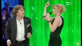 Lorella Cuccarini amp Marco Columbro cantano Parole parole [upl. by Klotz]