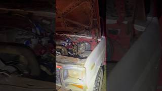 95 f150 49 dual 34mm carb swap running and driving ford 300 carbswap obs mudtruck [upl. by Desta]