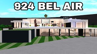 Touring 924 Bel Air  Bloxburg [upl. by Arly]