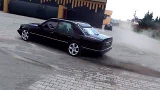 Mercedes benz W124 drift [upl. by Introk]