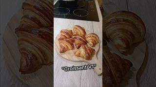 🥐 Croissants Maison Recette simpleLevure sèche patisserie recette croissant viennoiserie [upl. by Silsby]