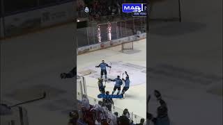 Le leader chute à Marseille 🏒 [upl. by Eusebio404]