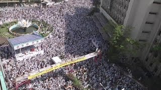 Secularists and Islamists clash at Bangladesh blasphemy protest [upl. by Yrro892]