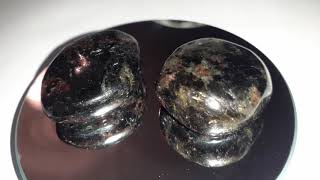 How to tell the difference between astrophyllite and arfvedsonite [upl. by Arihsaj]