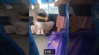 RACISTA EN TRANSPORTE PUBLICO NO DEJA SENTARSE A CHOLITA INDIGENA [upl. by Popper]