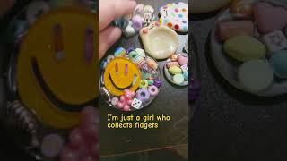 justagirl a fidget girl fidgettoys fidget [upl. by Tiebold499]