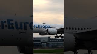 Air Europa 7878 dreamliner landing on runway 36R at Schiphol Airport EHAMAMS aviation trending [upl. by Htomit]